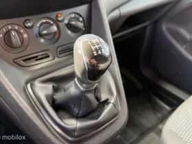 Ford Transit (2016) thumbnail 21