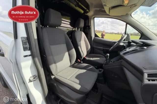 Ford Transit (2016) thumbnail 7