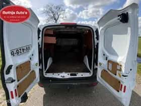 Ford Transit (2016) thumbnail 9