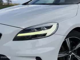 Volvo V40 (2022) thumbnail 16