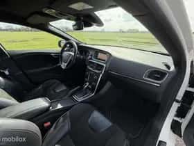 Volvo V40 (2022) thumbnail 24