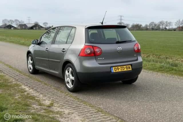 Volkswagen Golf (2008) thumbnail 11