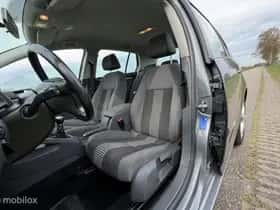 Volkswagen Golf (2008) thumbnail 14