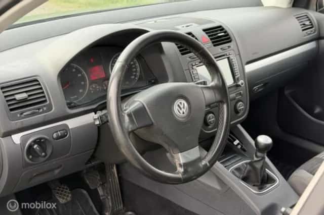 Volkswagen Golf (2008) thumbnail 16