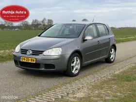 Volkswagen Golf (2008) thumbnail 3