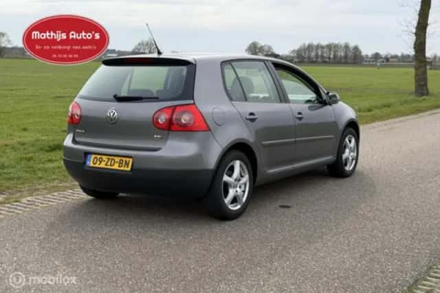 Volkswagen Golf (2008) thumbnail 7