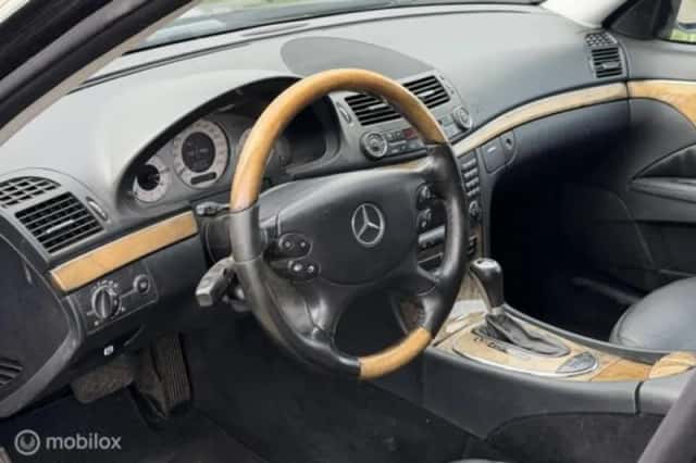 Mercedes-Benz E280 (2006) thumbnail 19