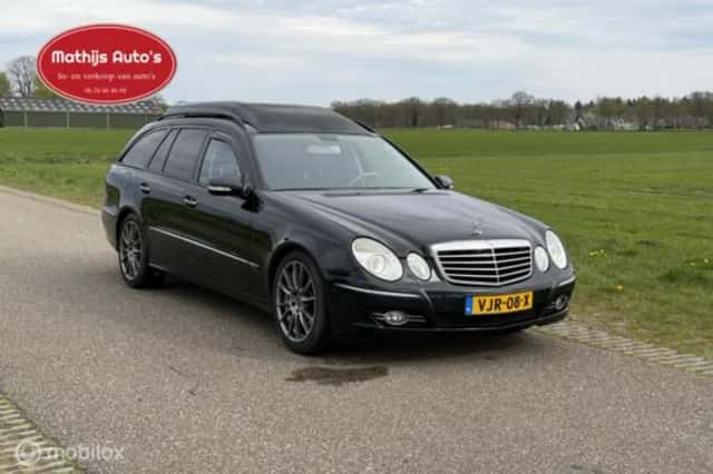Mercedes-Benz E280 (2006) thumbnail 3