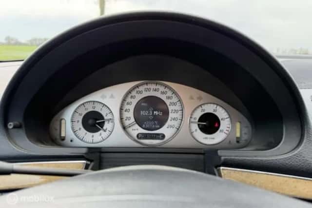 Mercedes-Benz E280 (2006) thumbnail 21