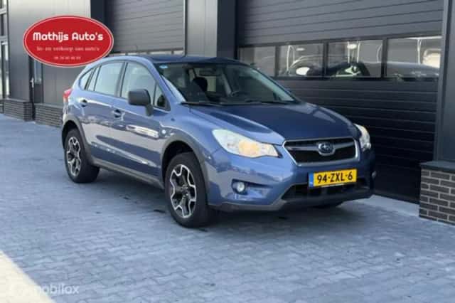 Subaru XV (2013) thumbnail 3