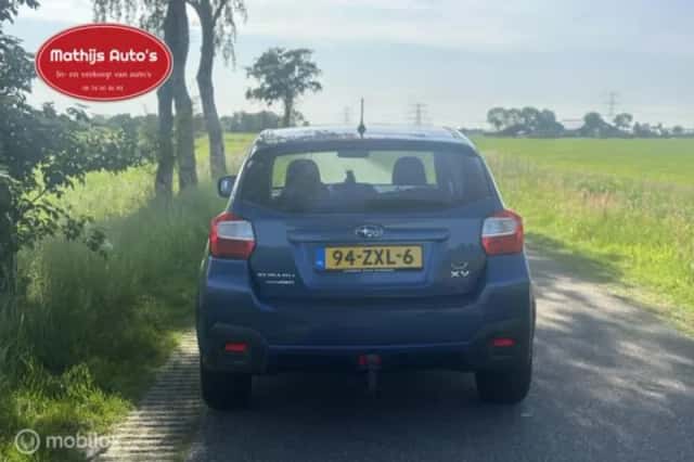 Subaru XV (2013) thumbnail 5