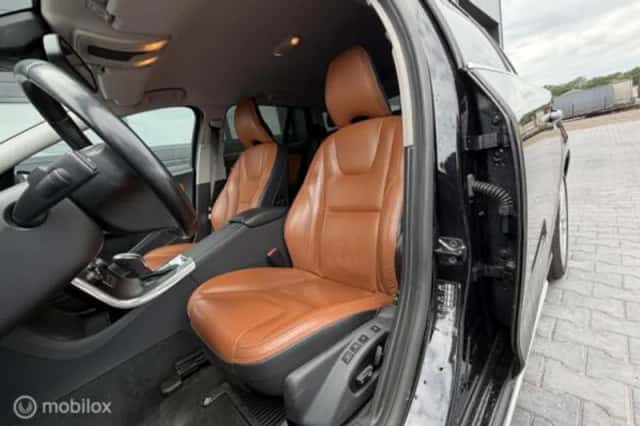 Volvo V60 (2012) thumbnail 16