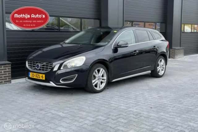 Volvo V60 (2012) thumbnail 7