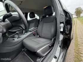 Mercedes-Benz A-Klasse (2013) thumbnail 14