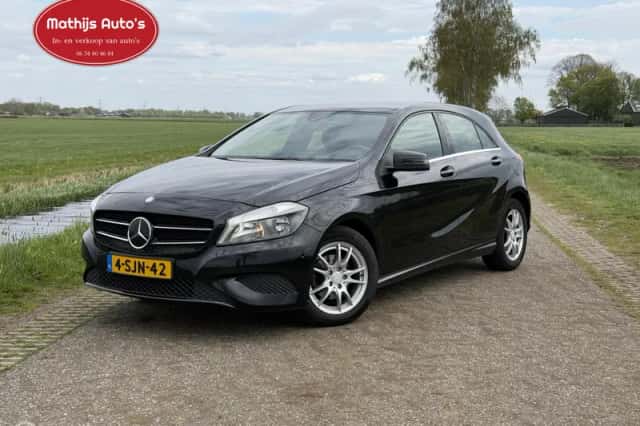 Mercedes-Benz A-Klasse (2012) thumbnail 1