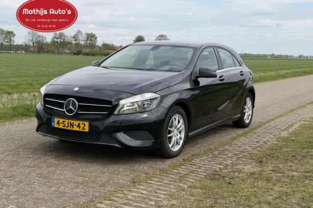 Mercedes-Benz A-Klasse (2012) thumbnail 3