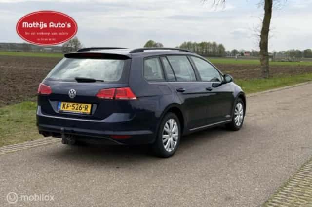 Volkswagen Golf (2016) thumbnail 7