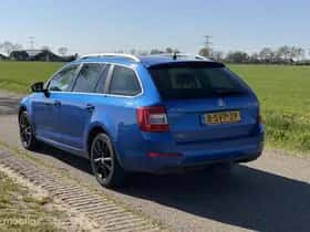 Škoda Octavia (2013) thumbnail 11