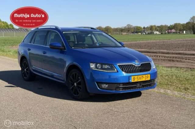 Škoda Octavia (2013) thumbnail 6