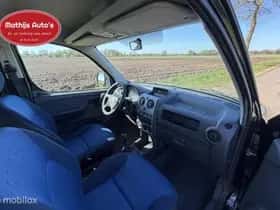 Peugeot Partner (2004) thumbnail 4