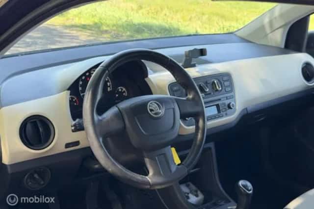 Škoda Citigo (2012) thumbnail 19