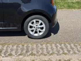 Škoda Citigo (2012) thumbnail 8