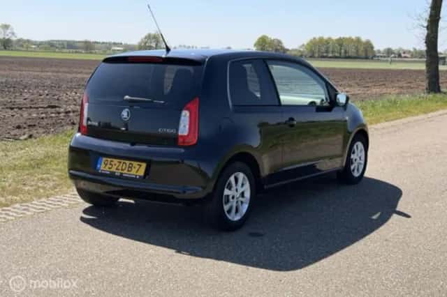 Škoda Citigo (2012) thumbnail 9