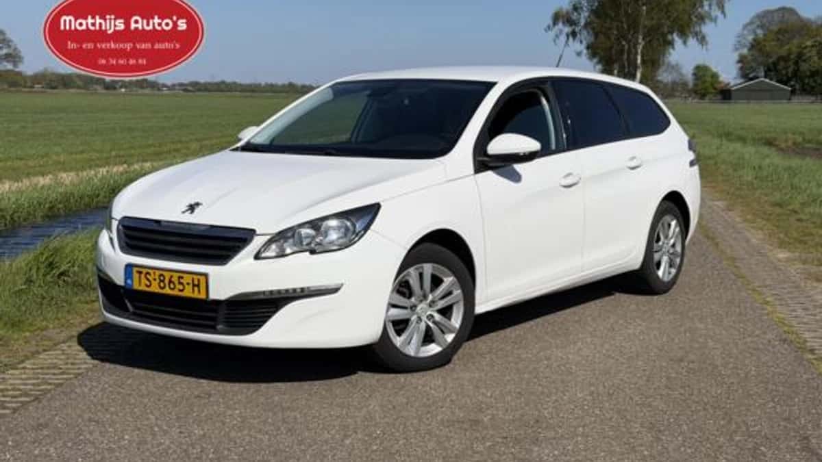 Peugeot 308 (2019) — foto 1