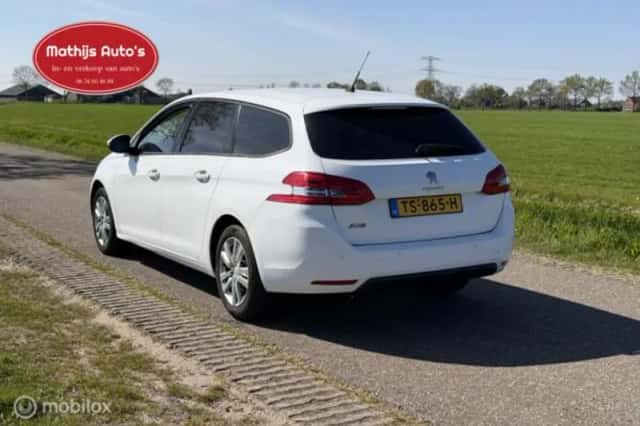 Peugeot 308 (2019) thumbnail 7