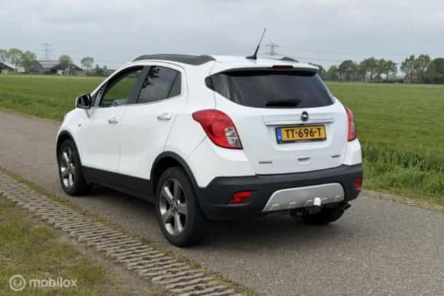 Opel Mokka (2018) thumbnail 11