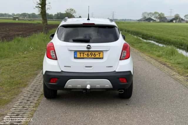 Opel Mokka (2018) thumbnail 12