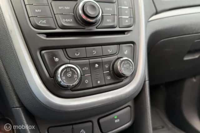 Opel Mokka (2018) thumbnail 20