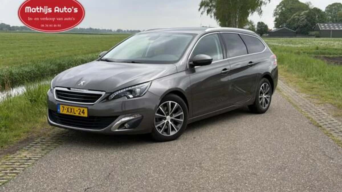 Peugeot 308 (2014) — foto 1