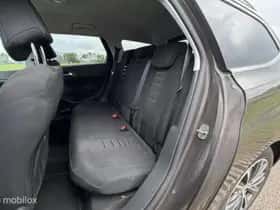 Peugeot 308 (2014) thumbnail 11