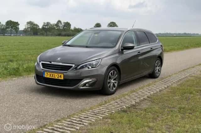 Peugeot 308 (2014) thumbnail 13