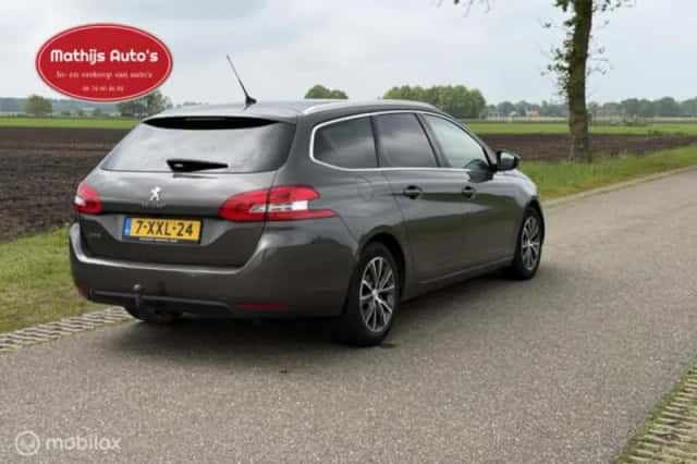 Peugeot 308 (2014) thumbnail 8