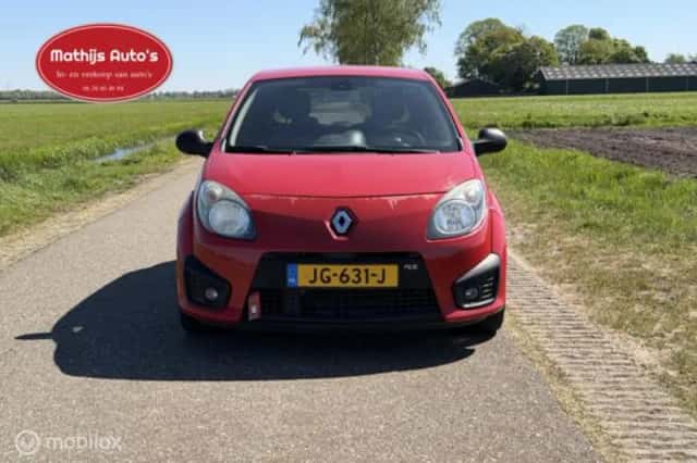 Renault Twingo (2016) thumbnail 2
