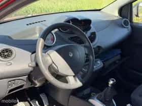 Renault Twingo (2016) thumbnail 13