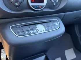 Renault Twingo (2016) thumbnail 21