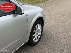 Opel Astra (2012) thumbnail 8