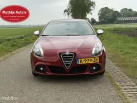 Alfa Romeo Giulietta (2021) thumbnail 2