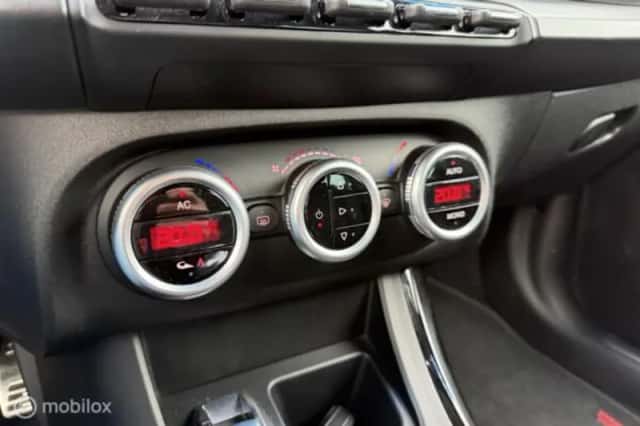 Alfa Romeo Giulietta (2021) thumbnail 19