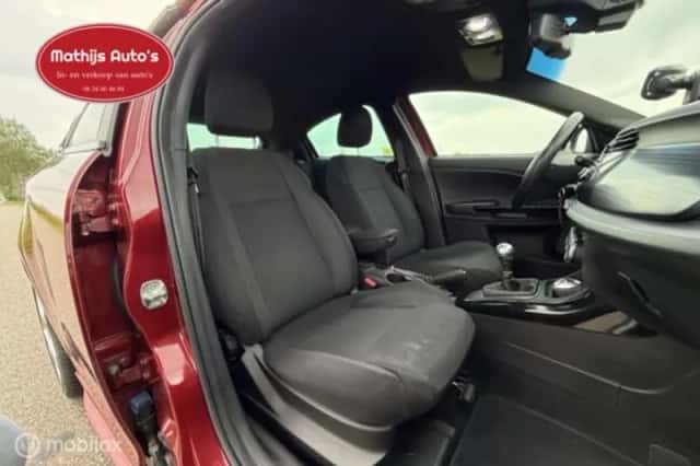 Alfa Romeo Giulietta (2021) thumbnail 5