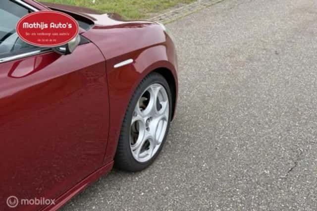 Alfa Romeo Giulietta (2021) thumbnail 8