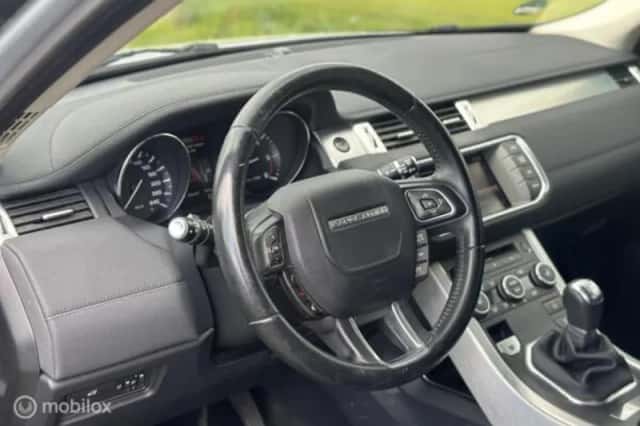 Land Rover Range Rover Evoque (2013) thumbnail 12