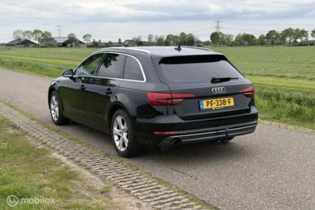Audi A4 (2017) thumbnail 11