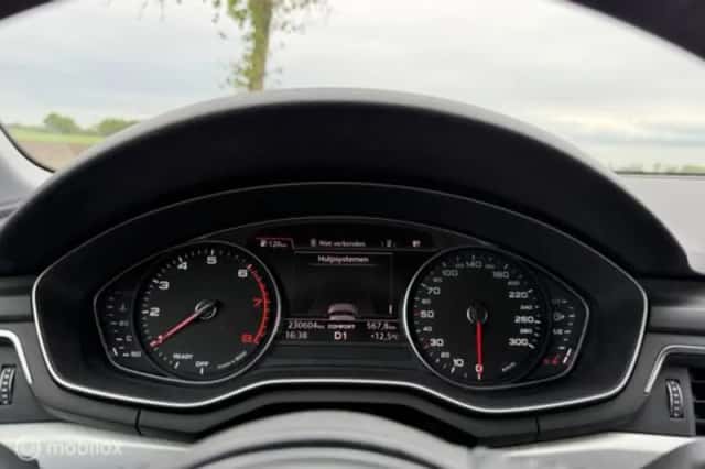 Audi A4 (2017) thumbnail 20