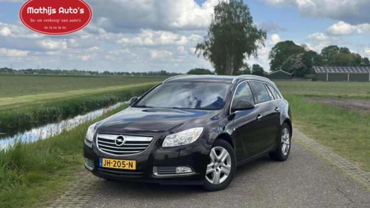 Opel Insignia (2017) — foto 1