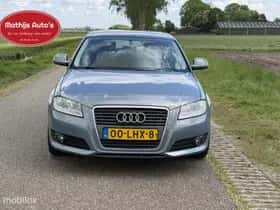 Audi A3 (2010) thumbnail 2
