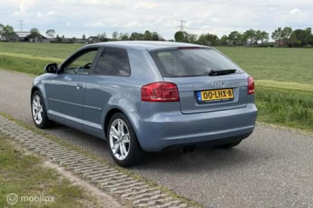 Audi A3 (2010) thumbnail 11